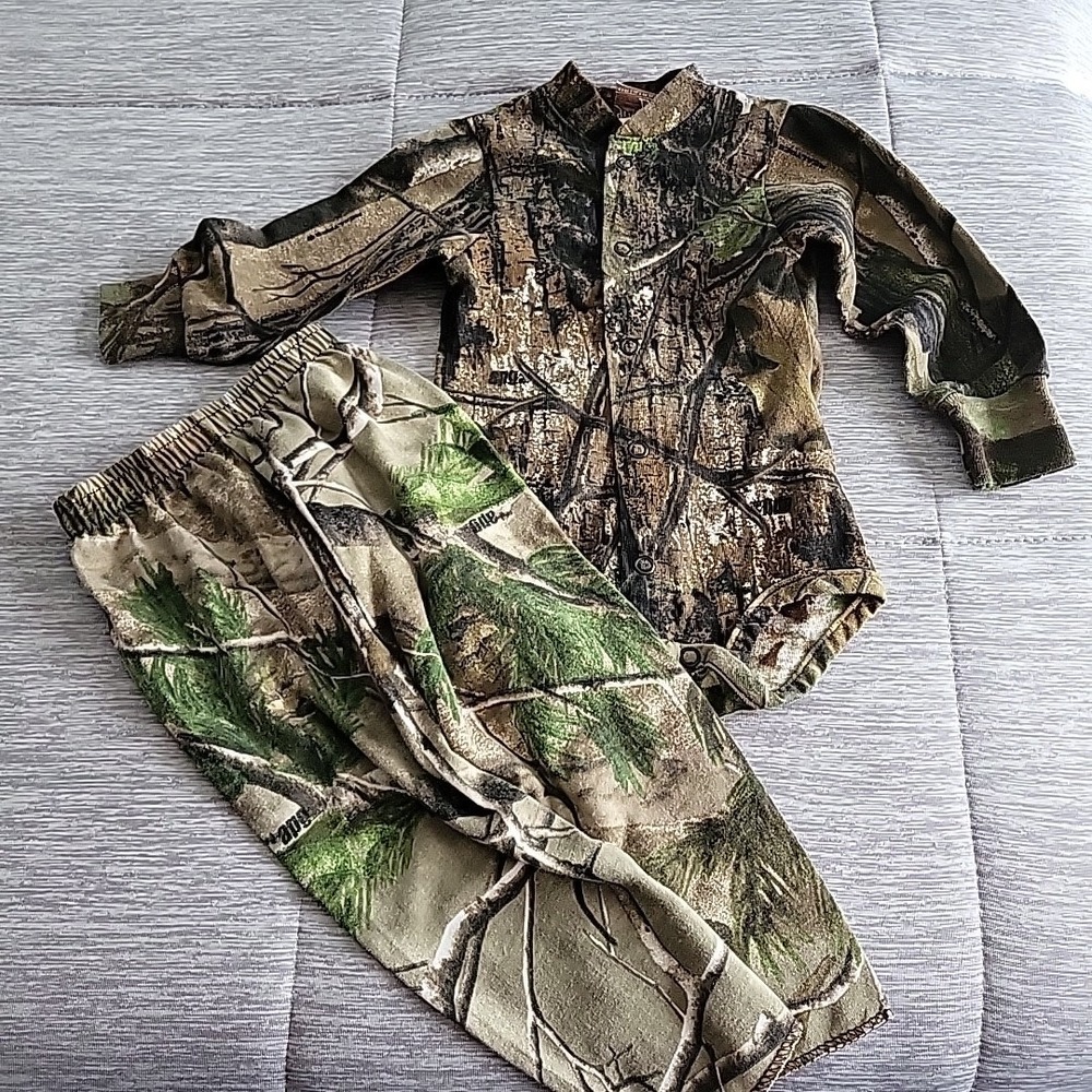 Jordan Lee Orignals Camouflage Outfit Newborn Bodysuit & Pants 3-6mo